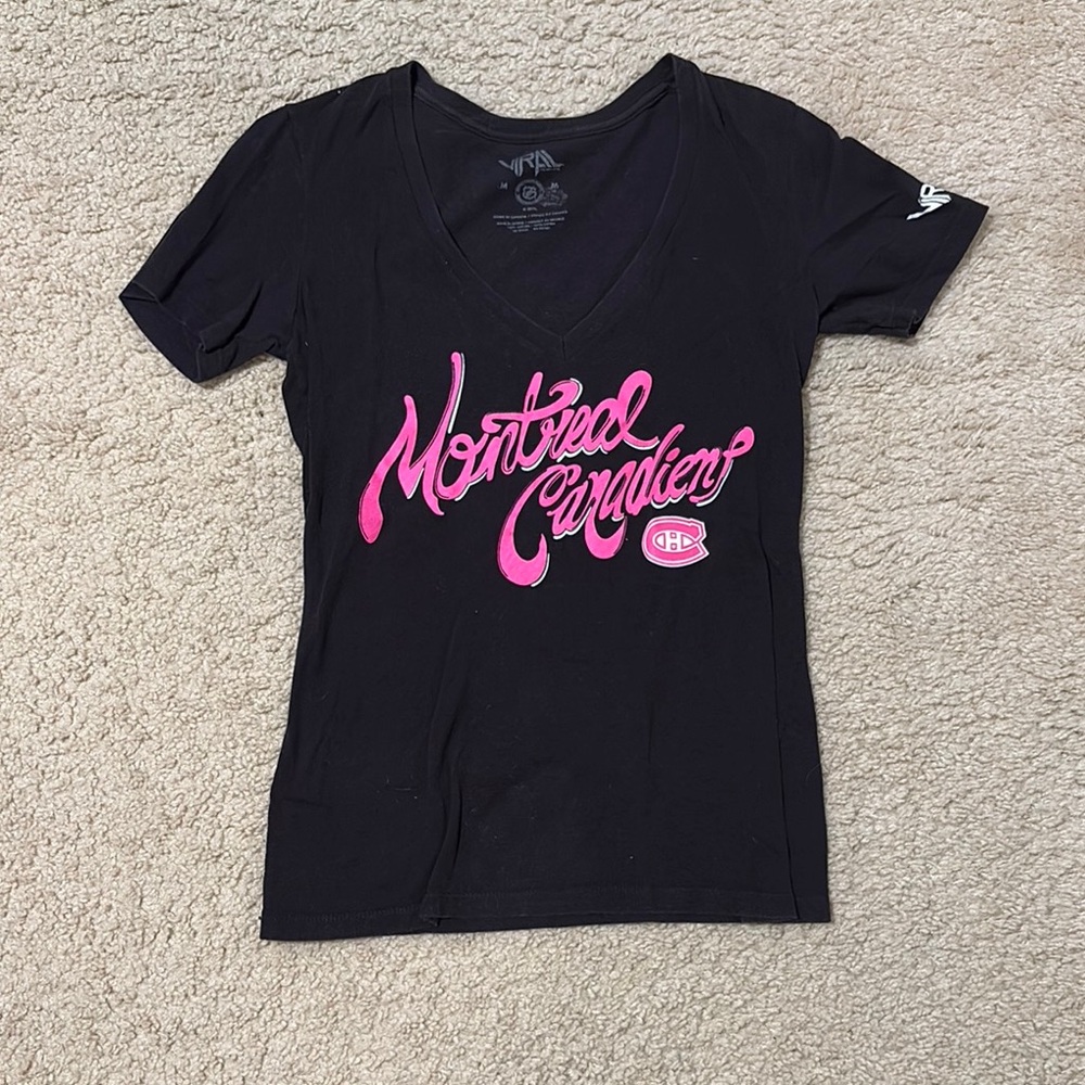 Black V-Neck T-Shirt with Pink Montreal Canadiens Logo